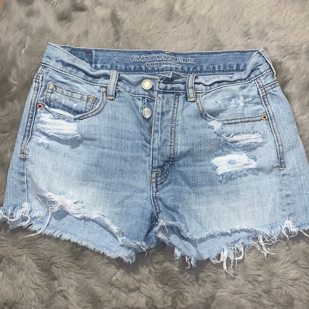 American Eagle high waisted shorts